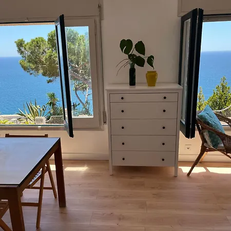 Valde Housing / Paradisiaca Costa Brava Con Garaje Apartment