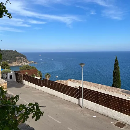 Valde Housing / Paradisiaca Costa Brava Con Garaje 公寓